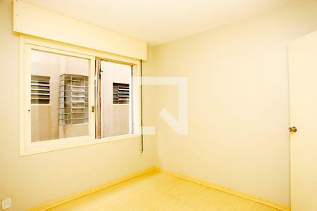Quarto 1 de apartamento à venda com 2 quartos, 56m² em Santana, Porto Alegre