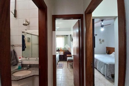 Corredor de casa à venda com 3 quartos, 160m² em Jardim Santa Eudoxia, Campinas