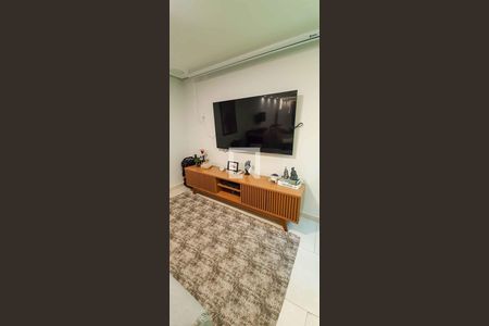 Área comum de casa à venda com 4 quartos, 480m² em Veloso, Osasco