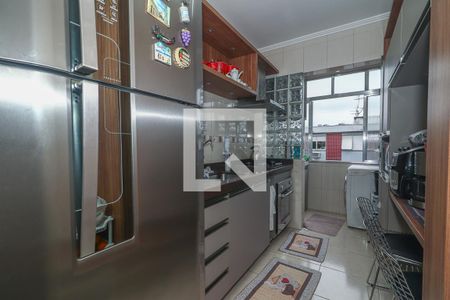 Cozinha de apartamento para alugar com 2 quartos, 58m² em Jardim São Pedro, Porto Alegre