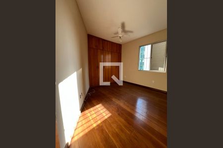 Quarto de apartamento para alugar com 2 quartos, 140m² em Buritis, Belo Horizonte