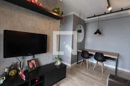 Sala de apartamento para alugar com 2 quartos, 55m² em Vila Ivone, São Paulo