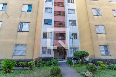 Fachada do bloco  de apartamento à venda com 2 quartos, 51m² em Campanário, Diadema