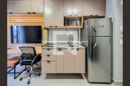 Sala/Cozinha de apartamento para alugar com 1 quarto, 24m² em Vila Butantã, São Paulo