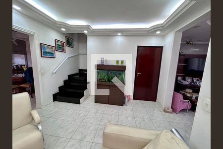 Sala de casa à venda com 3 quartos, 206m² em Jardim Santa Clara, Guarulhos