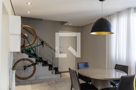 Sala de apartamento à venda com 3 quartos, 136m² em Nova Suíça, Belo Horizonte