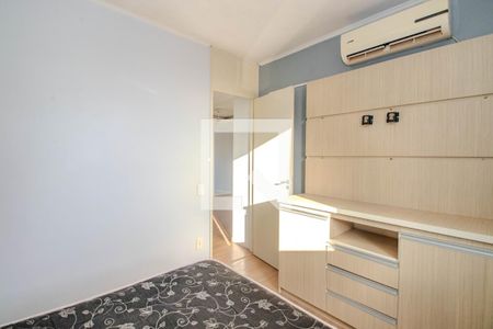 Quarto 2 de apartamento à venda com 2 quartos, 40m² em Mário Quintana, Porto Alegre