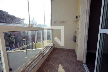 Sacada da Sala de casa à venda com 3 quartos, 123m² em Vila Humaita, Santo André