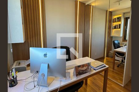 Quarto 2 - escritório de apartamento à venda com 3 quartos, 80m² em Vila Jardim, Porto Alegre