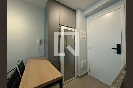 Sala/Cozinha de apartamento para alugar com 1 quarto, 31m² em Vila Olímpia, São Paulo