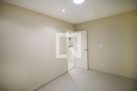 Quarto 2 de apartamento à venda com 3 quartos, 96m² em Olaria, Rio de Janeiro