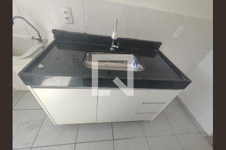 Cozinha de apartamento à venda com 2 quartos, 47m² em Chácara Contagem, Contagem