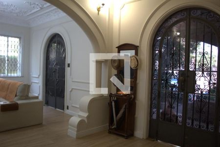 Sala de casa à venda com 6 quartos, 480m² em Tijuca, Rio de Janeiro