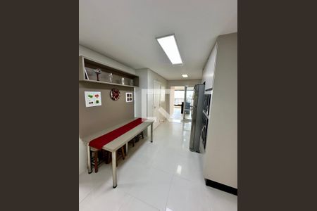 Sala de apartamento à venda com 4 quartos, 193m² em Jardim Marajoara, São Paulo