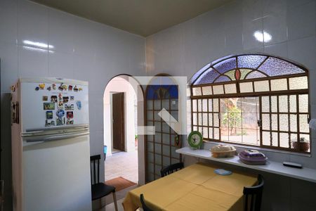 Cozinha de casa à venda com 4 quartos, 360m² em Santa Ines, Belo Horizonte