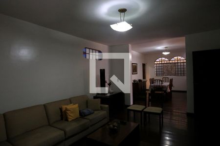 Sala de TV de casa à venda com 4 quartos, 360m² em Santa Ines, Belo Horizonte