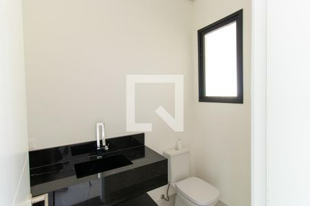 Lavabo de casa de condomínio para alugar com 4 quartos, 380m² em Granja Viana, Cotia