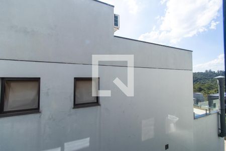 Vista da Suíte 2 de casa de condomínio para alugar com 4 quartos, 380m² em Granja Viana, Cotia