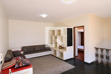 Sala de TV de apartamento à venda com 4 quartos, 240m² em São Pedro, Belo Horizonte