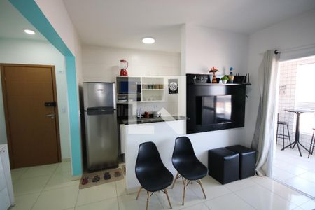Sala de apartamento para alugar com 1 quarto, 43m² em Maracanã, Praia Grande