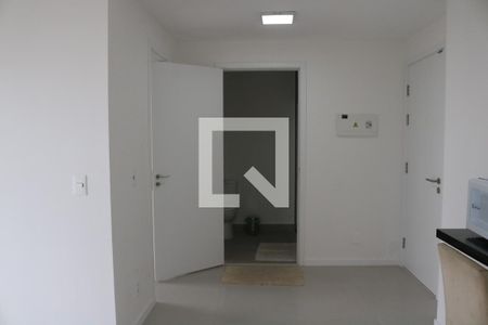 Sala/Cozinha de kitnet/studio para alugar com 1 quarto, 38m² em Jardim Vera Cruz, São Paulo