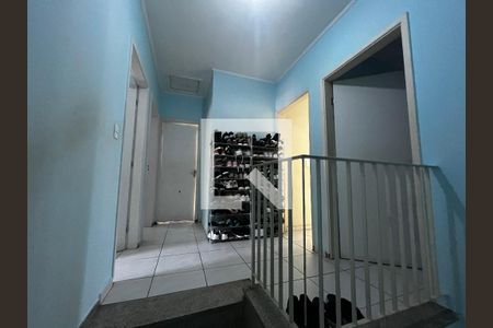 Escada de casa à venda com 4 quartos, 200m² em Jardim Franca, São Paulo