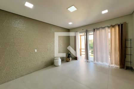 Sala de estar de casa de condomínio para alugar com 3 quartos, 260m² em Jardim Pinheiros, Valinhos