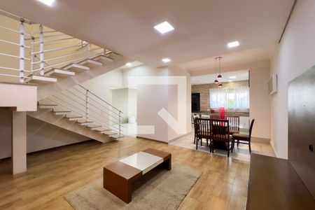 Sala de casa de condomínio para alugar com 3 quartos, 260m² em Jardim Pinheiros, Valinhos