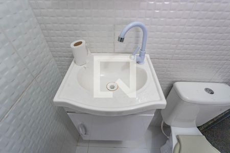 Banheiro de casa para alugar com 1 quarto, 51m² em Vila Nogueira, Diadema