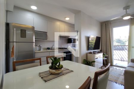 Sala de apartamento à venda com 2 quartos, 54m² em Pechincha, Rio de Janeiro
