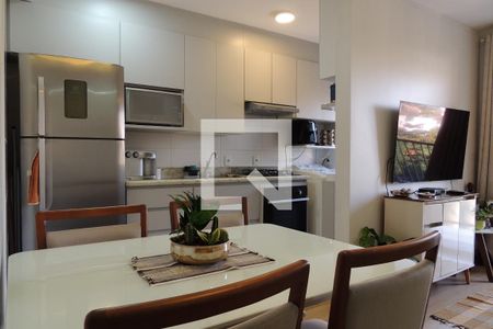 Sala de apartamento à venda com 2 quartos, 54m² em Pechincha, Rio de Janeiro