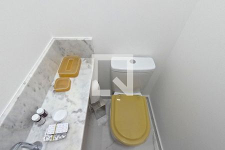 Lavabo de apartamento para alugar com 3 quartos, 100m² em Gonzaga, Santos