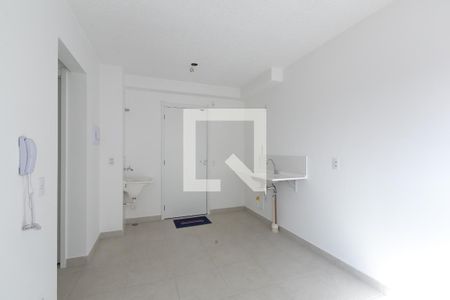 Sala/Cozinha de apartamento para alugar com 2 quartos, 32m² em Colônia (zona Leste), São Paulo