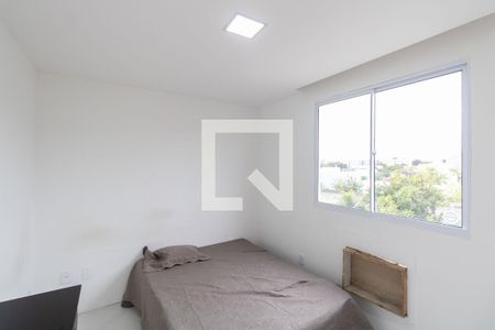 Quarto 2 de apartamento para alugar com 2 quartos, 42m² em Guaratiba, Rio de Janeiro