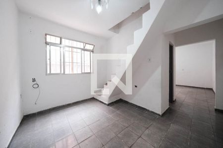 Sala de casa para alugar com 3 quartos, 140m² em Jardim Keralux, São Paulo
