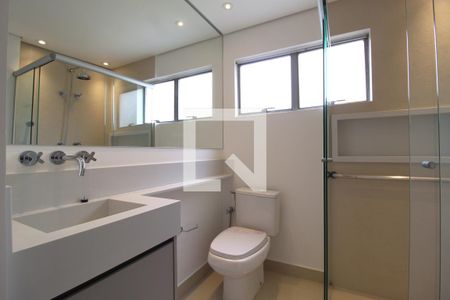 Banheiro da Suíte 1 de apartamento para alugar com 2 quartos, 72m² em Itaim Bibi, São Paulo