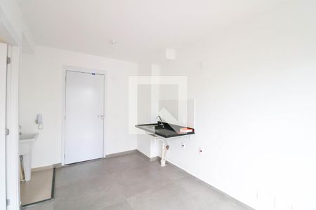 Sala/Cozinha de kitnet/studio à venda com 1 quarto, 27m² em Campo Belo, São Paulo