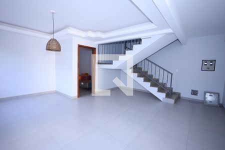 Sala de Jantar de casa para alugar com 3 quartos, 180m² em Setor Pedro Ludovico, Goiânia