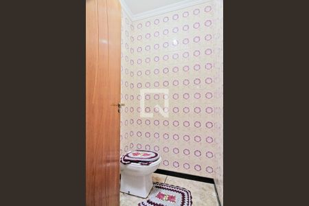 Lavabo de casa à venda com 3 quartos, 160m² em Vila Palmeiras, São Paulo