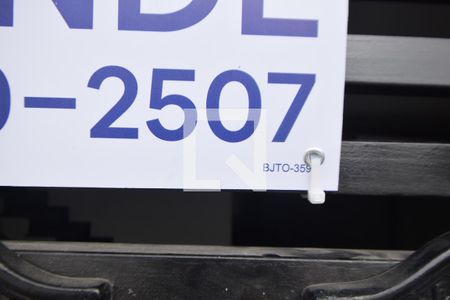 Placa de apartamento à venda com 2 quartos, 100m² em Vila Euthalia, São Paulo