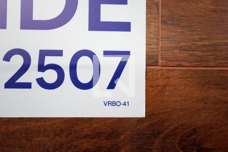 Placa de apartamento à venda com 2 quartos, 84m² em Vila Homero Thon, Santo André