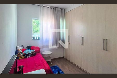 Quarto 1 de casa à venda com 6 quartos, 375m² em Concórdia, Belo Horizonte