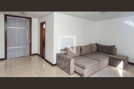 Sala 1 de casa à venda com 6 quartos, 375m² em Concórdia, Belo Horizonte