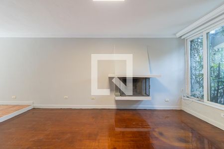 Sala de casa para alugar com 3 quartos, 179m² em Vila Nova Conceição, São Paulo