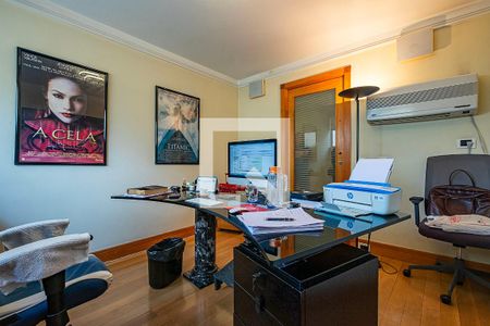 Escritório de apartamento à venda com 3 quartos, 367m² em Cerqueira César, São Paulo