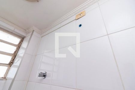 Banheiro de Serviço de apartamento à venda com 2 quartos, 71m² em Santa Teresinha, São Paulo