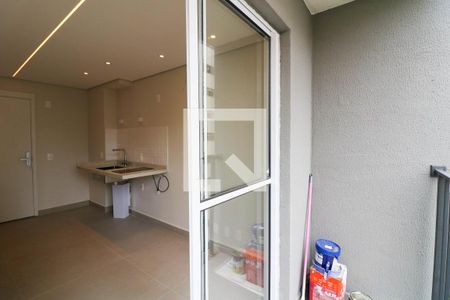 Sala/Cozinha de kitnet/studio à venda com 1 quarto, 27m² em Campo Belo, São Paulo