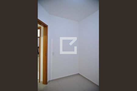 Quarto 1 de apartamento à venda com 2 quartos, 43m² em Jardim Cristiane, Santo André