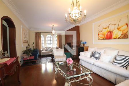 Sala de casa à venda com 3 quartos, 232m² em Santa Maria, Santo André