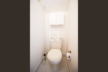 Lavabo de casa à venda com 3 quartos, 118m² em Vila Nova Conceição, São Paulo